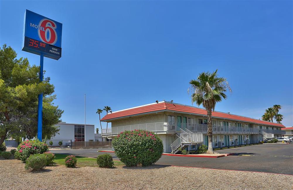 Red Roof Inn Phoenix- Midtown Exteriör bild